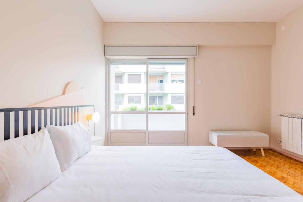 Amazing Duplex - Mid Century Experience & Parking Apartment Porto Exterior photo